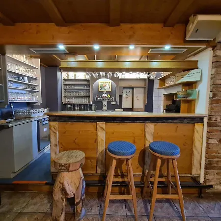 Kraeuterhaeusl Tatil Evi *